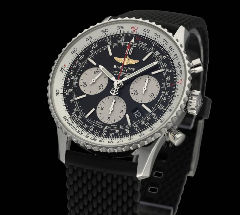 Breitling Navitimer 01 AB0121 - 2020 - Breitling horloge - Breitling kopen - Breitling heren horloge - Trophies Watches