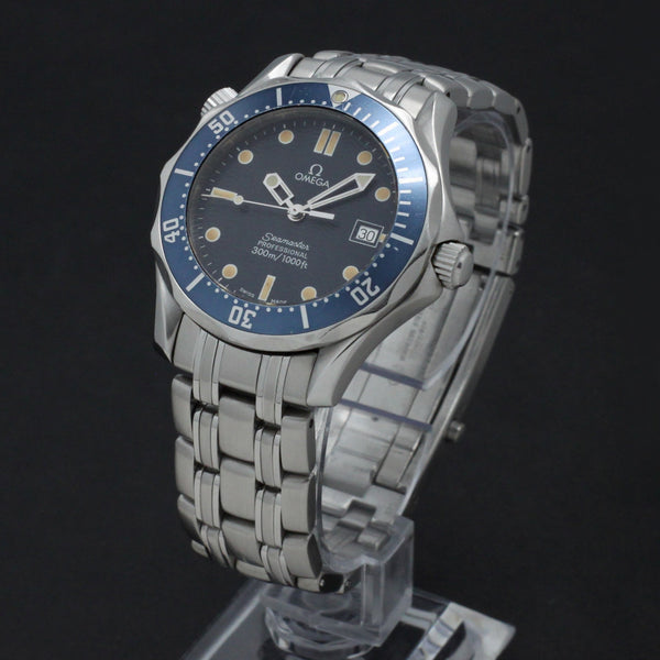 Omega Seamaster Diver 300 M 2561.80.00 - 1995 - Omega horloge - Omega kopen - Omega heren horloge - Trophies Watches