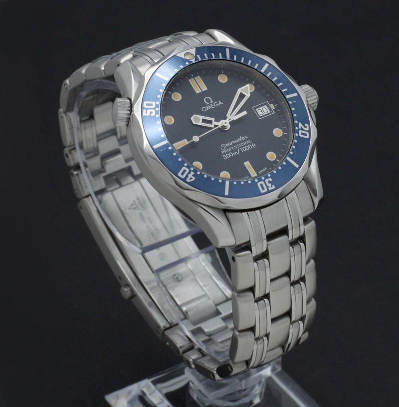 Omega Seamaster Diver 300 M 2561.80.00 - 1995 - Omega horloge - Omega kopen - Omega heren horloge - Trophies Watches