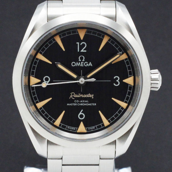 Omega Seamaster Railmaster 220.10.40.20.01.001 - 2023 - Omega horloge - Omega kopen - Omega heren horloge - Trophies Watches