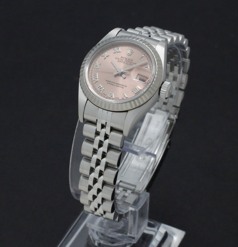 Rolex Oyster Perpetual Lady Datejust 69174 - 1998 - Rolex horloge - Rolex kopen - Rolex dames horloge - Trophies Watches