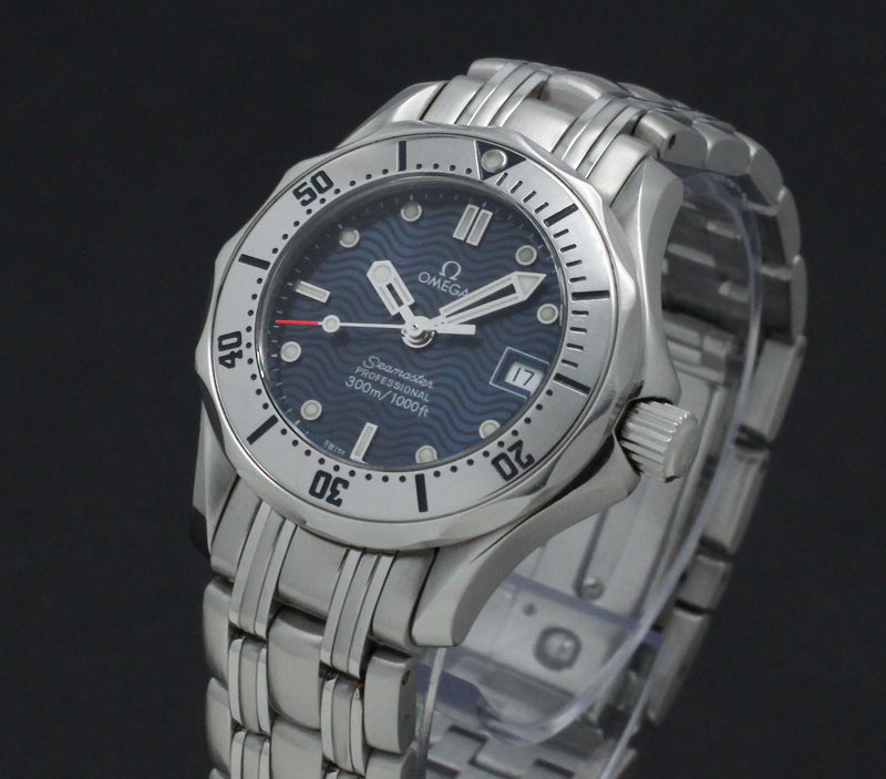 Omega Seamaster Diver 300 M 2582.80 - 1999 - Omega horloge - Omega kopen - Omega dames horloge - Trophies Watches