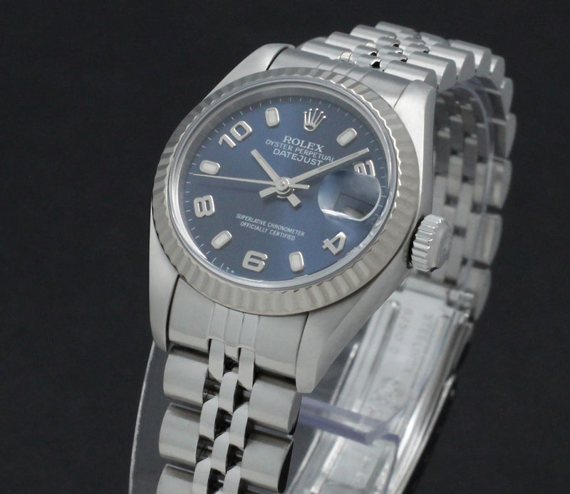 Rolex Oyster Perpetual Lady Datejust 69174 - 1999 - Rolex horloge - Rolex kopen - Rolex dames horloge - Trophies Watches