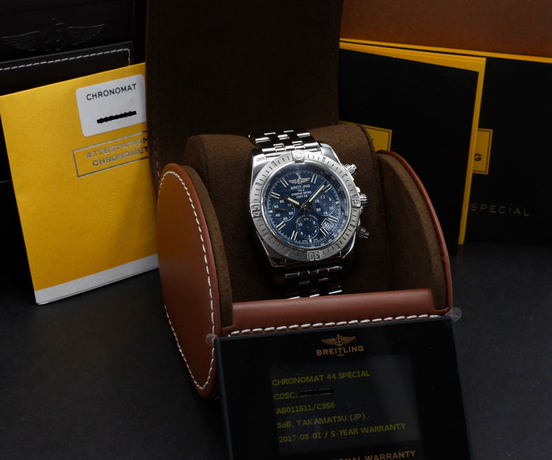 Breitling Chronomat AB0115 - Breitling horloge - Breitling kopen - Breitling heren horloge - Trophies Watches