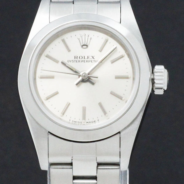 Rolex Oyster Perpetual 67180 - 1997 - Rolex horloge - Rolex kopen - Rolex dames horloge - Trophies Watches