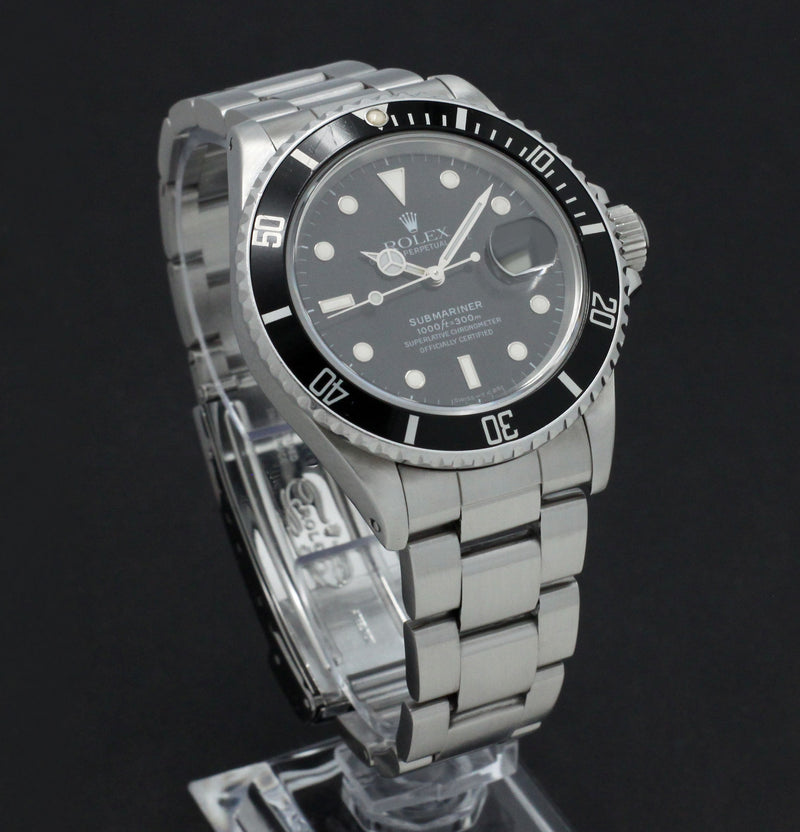 Rolex Submariner 16800 - 1987 - Rolex horloge - Rolex kopen - Rolex heren horloge - Trophies Watches