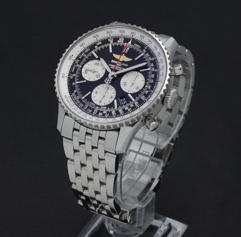 Breitling Navitimer 01 AB0120 - 2014 - Breitling horloge - Breitling kopen - Breitling heren horloge - Trophies Watches