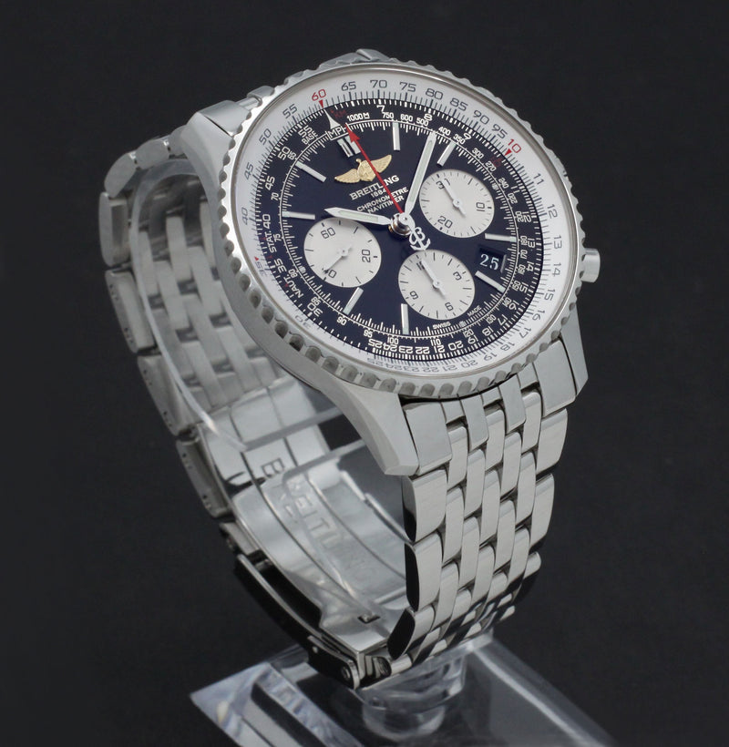 Breitling Navitimer 01 AB0120 - 2014 - Breitling horloge - Breitling kopen - Breitling heren horloge - Trophies Watches