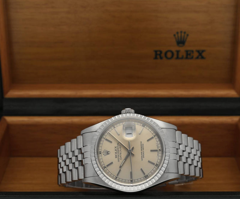 Rolex Datejust 16220 - 1996 - Rolex horloge - Rolex kopen - Rolex heren horloge - Trophies Watches